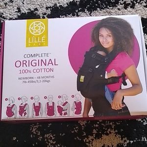 BNIB Lillebaby Complete 6 in 1 Original